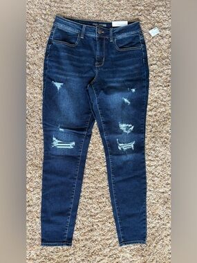 NWT Maurices Dark Blue Distressed Skinny Jeans size medium regular
